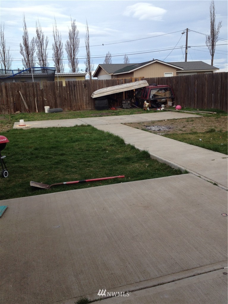 652 Eagle Road Othello, WA 99344 - Photo 9 of 12