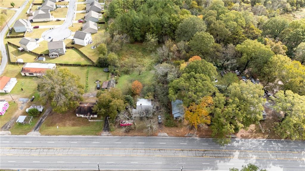 1401 Highway 41 Calhoun, GA 30701 - Photo 4 of 14 a view of a yard