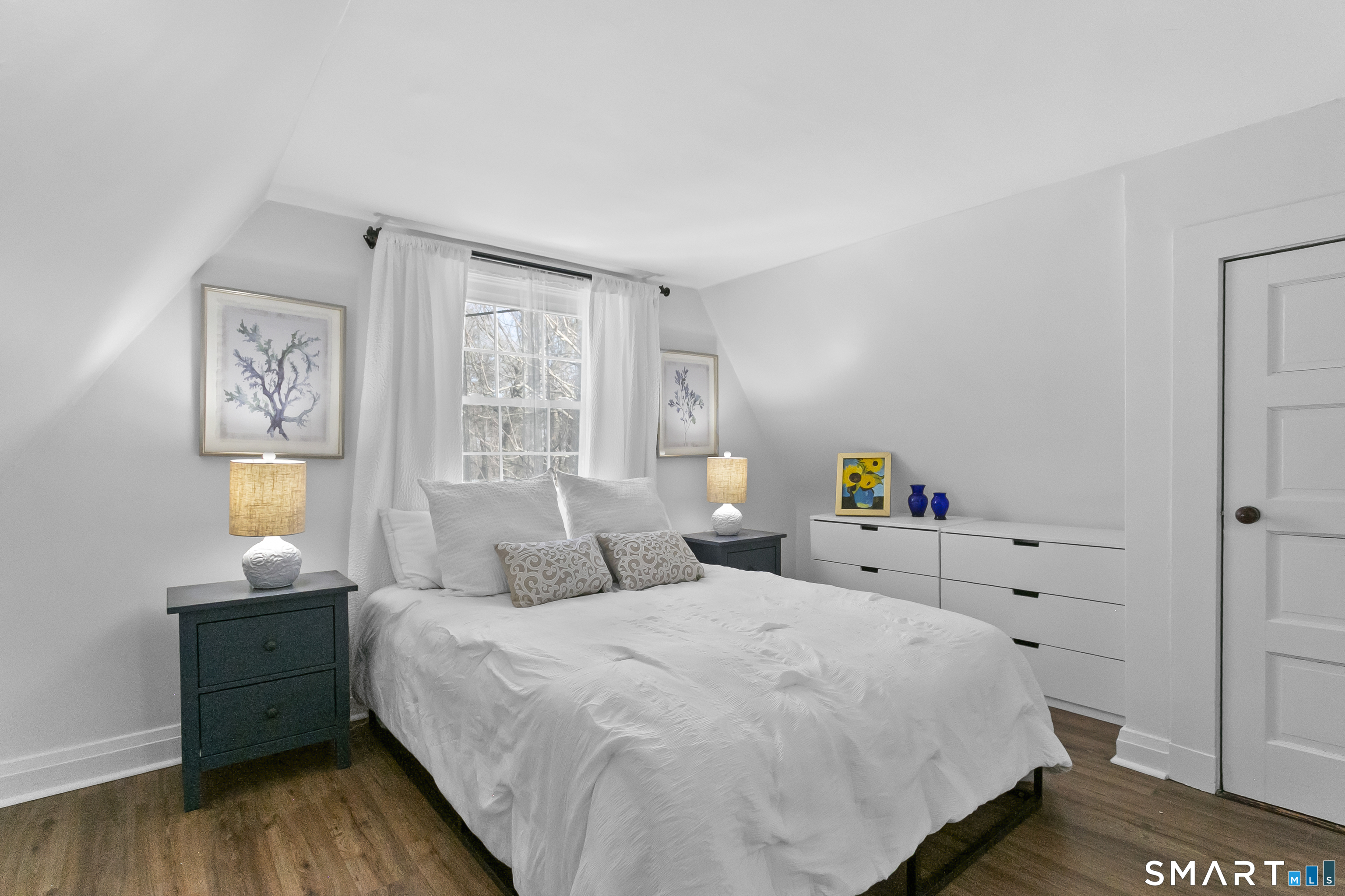 77 Meadowbrook Road Fairfield, CT 06824 - Photo 18 of 30