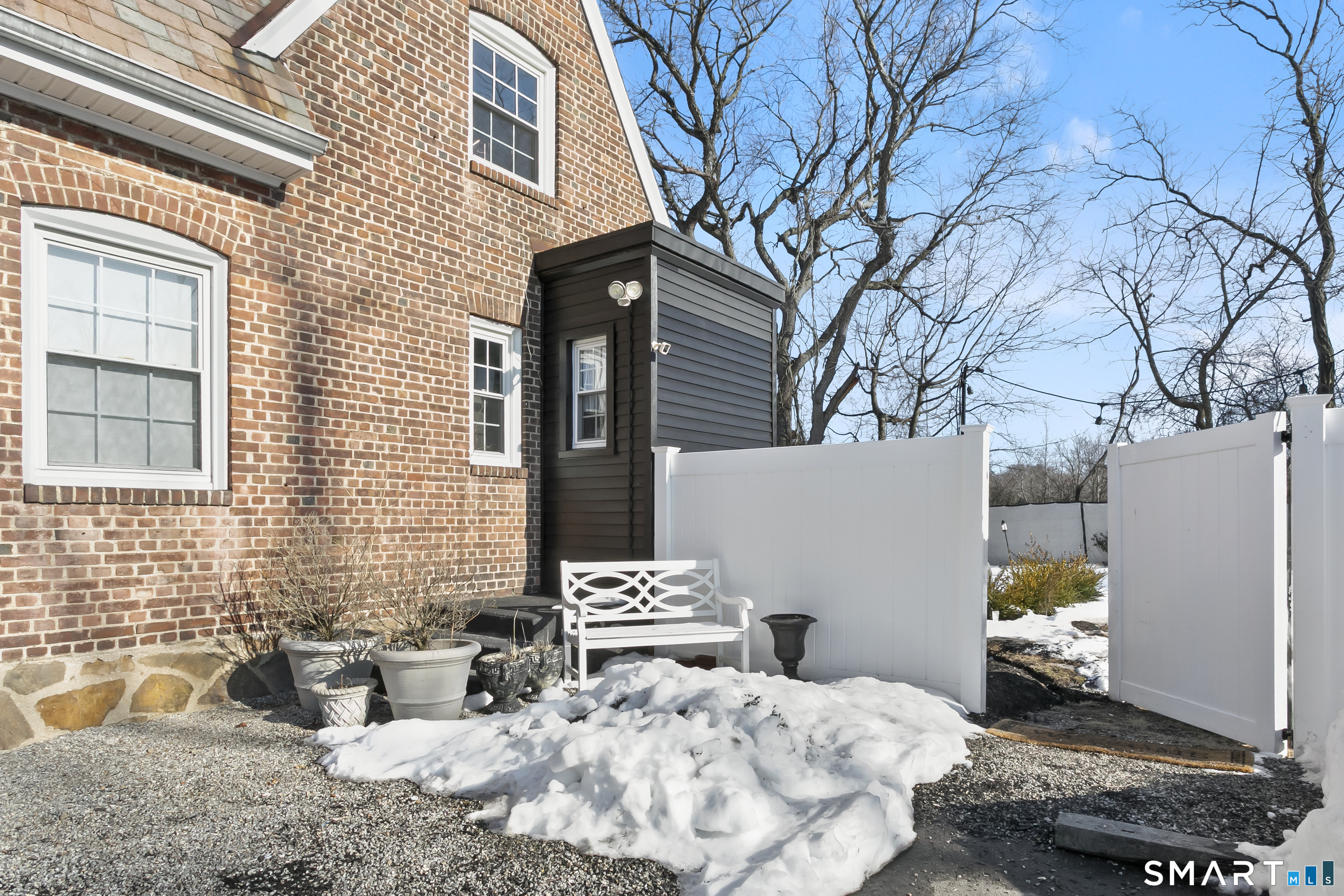 77 Meadowbrook Road Fairfield, CT 06824 - Photo 25 of 30