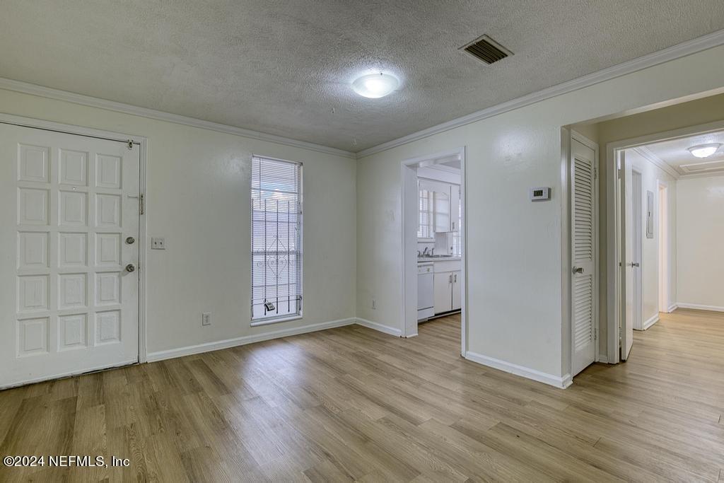 1768 El Camino Road, Unit 7 Jacksonville, FL 32216 - Photo 10 of 43 LVP Flooring throughout