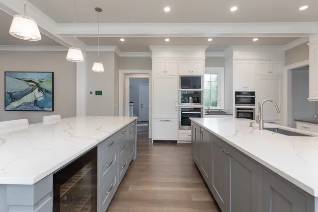 $10,950,000 | 8 Hidden Road, Weston, MA 02493