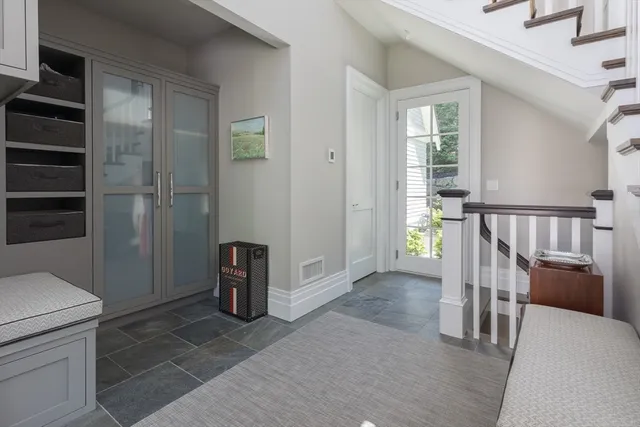 $10,950,000 | 8 Hidden Road, Weston, MA 02493