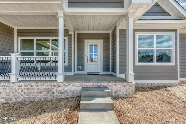 $474,500 | 154 Creek Side Court, Bristol, TN 37620