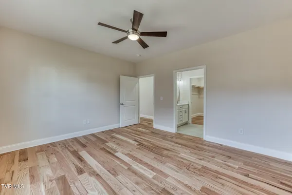 $474,500 | 154 Creek Side Court, Bristol, TN 37620
