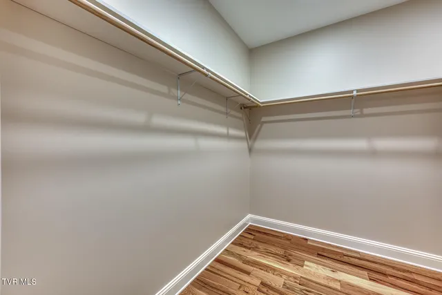 $489,000 | 154 Creek Side Court, Bristol, TN 37620