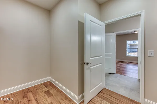 $474,500 | 154 Creek Side Court, Bristol, TN 37620