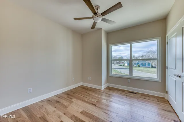 $489,000 | 154 Creek Side Court, Bristol, TN 37620