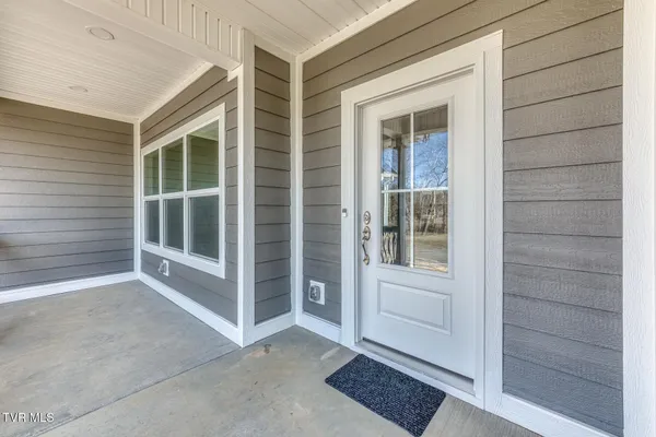 $474,500 | 154 Creek Side Court, Bristol, TN 37620