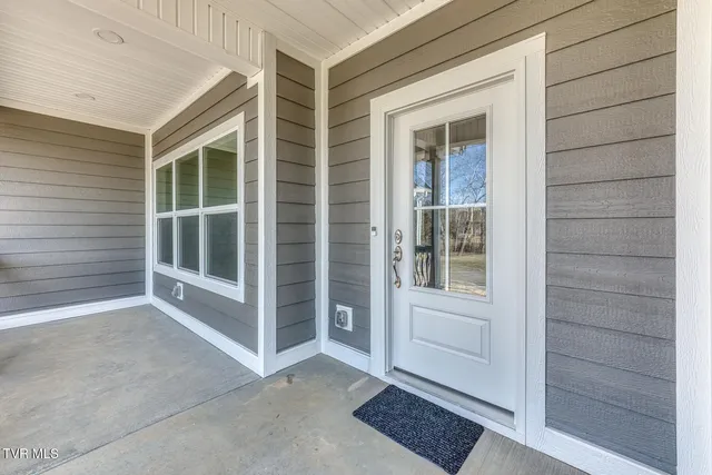 $489,000 | 154 Creek Side Court, Bristol, TN 37620