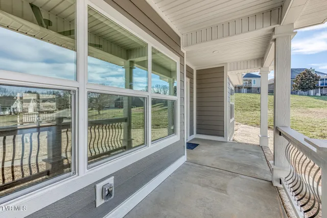 $489,000 | 154 Creek Side Court, Bristol, TN 37620