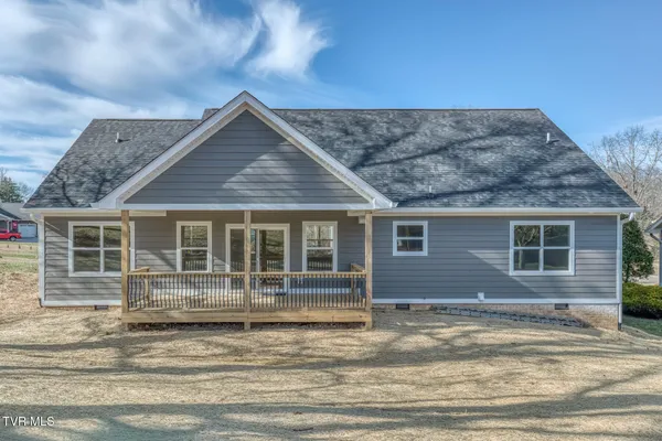 $474,500 | 154 Creek Side Court, Bristol, TN 37620