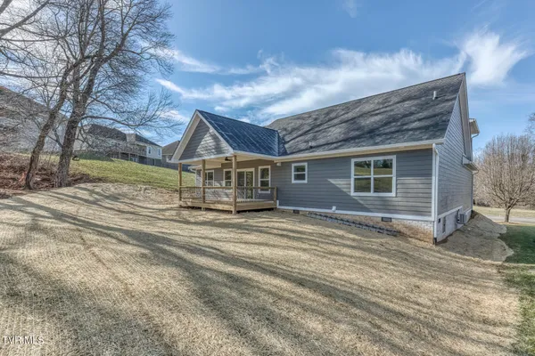 $474,500 | 154 Creek Side Court, Bristol, TN 37620