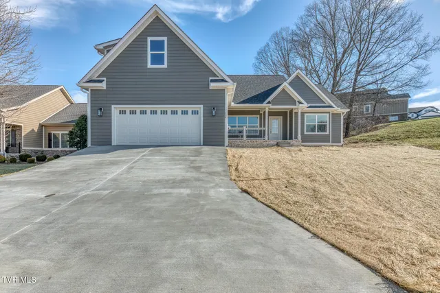 $489,000 | 154 Creek Side Court, Bristol, TN 37620