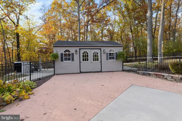 $819,850 | 18637 Outpost Road, Keedysville, MD 21756