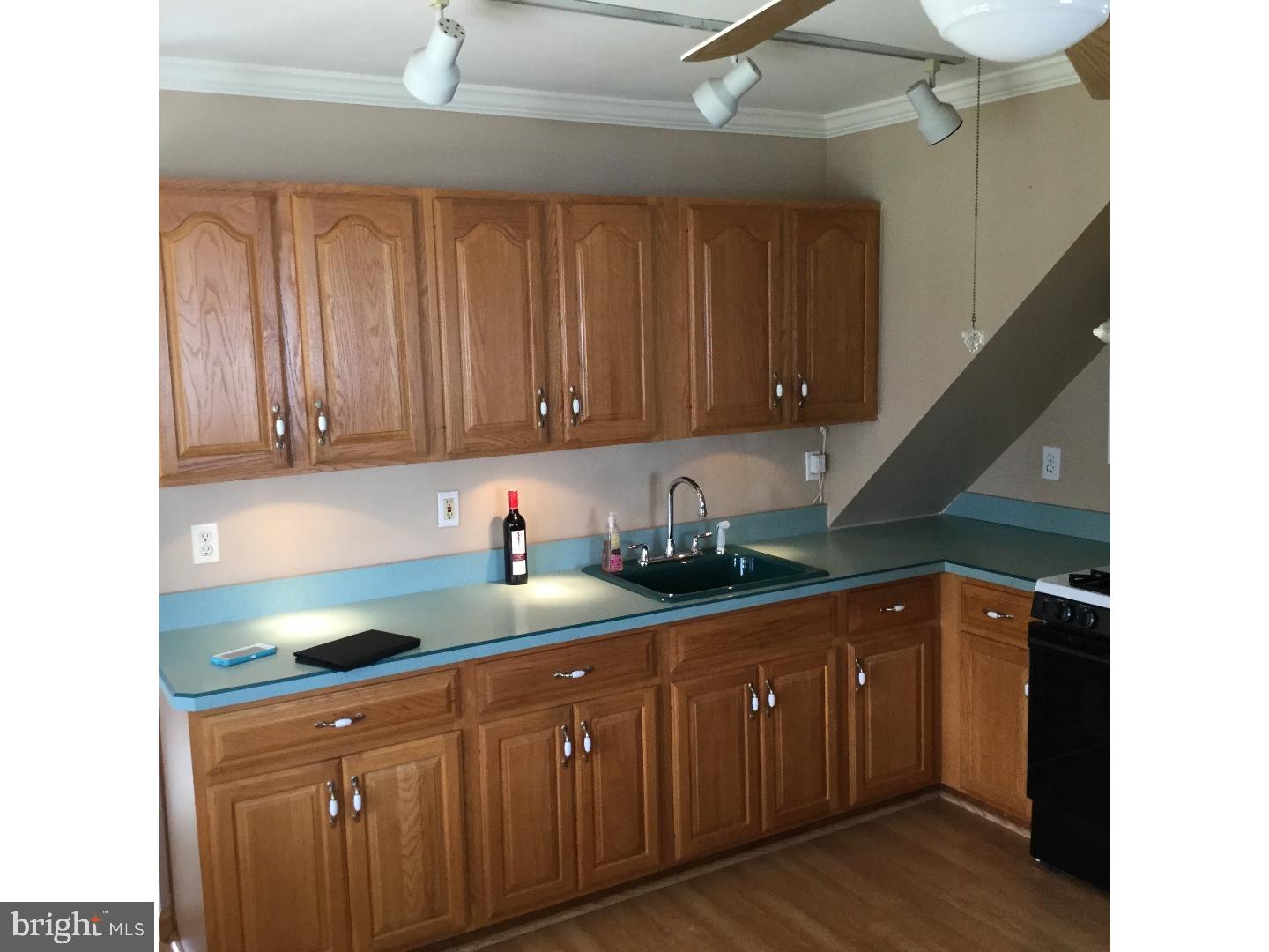 2873 Nautilus Road Philadelphia, PA 19154 - Photo 8 of 25 Gallery Image 8