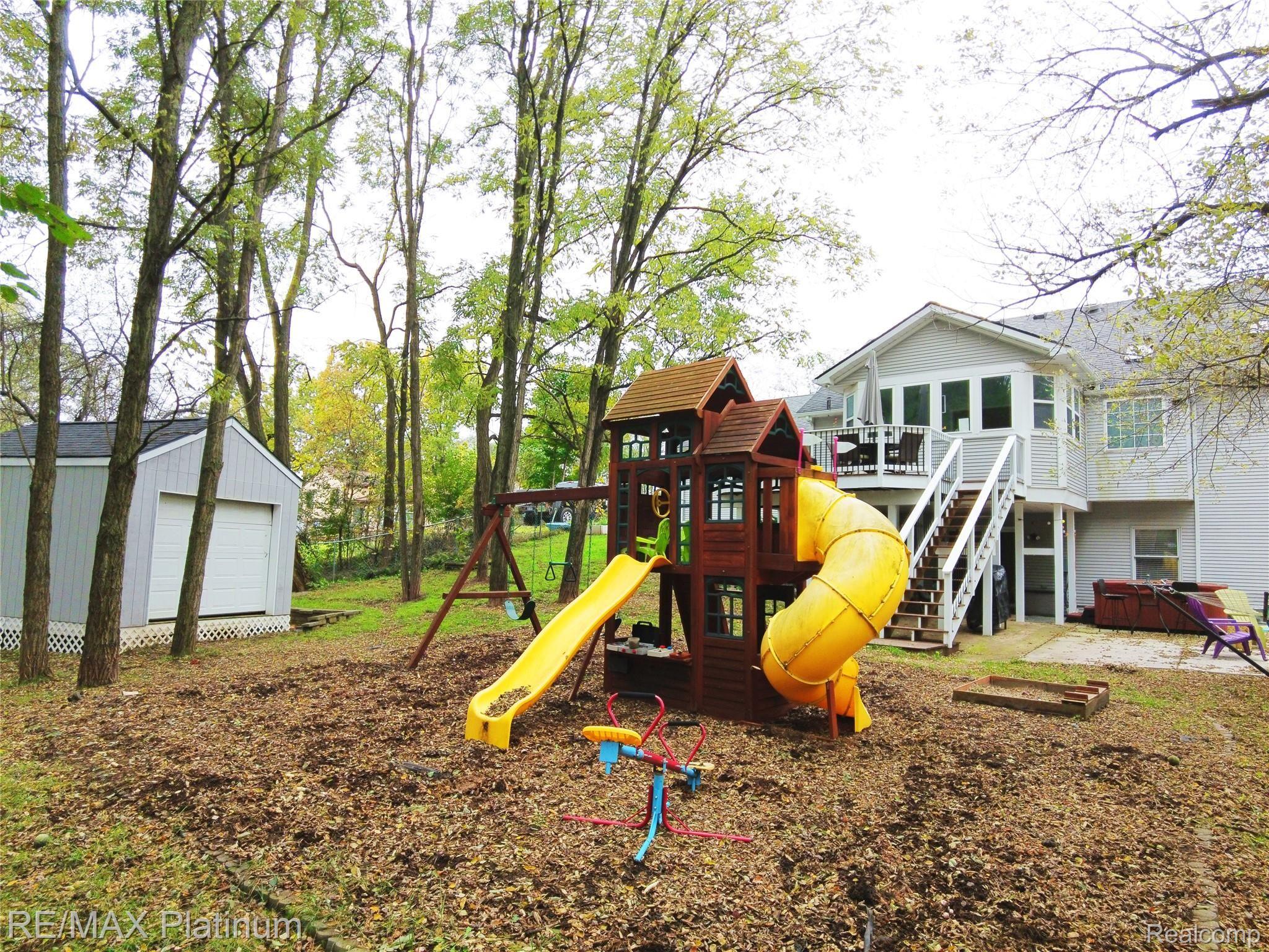 9161 Chilson Road Brighton, MI 48116 - Photo 33 of 41 DJI_0347.JPG