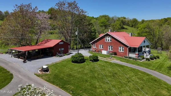 $847,000 | 374 Sycamore Shoals Drive, Elizabethton, TN 37643