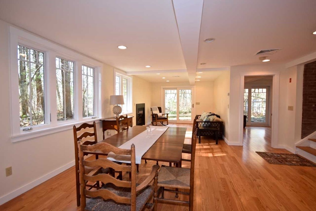 534 A Point Road Marion, MA 02738 - Photo 6 of 17