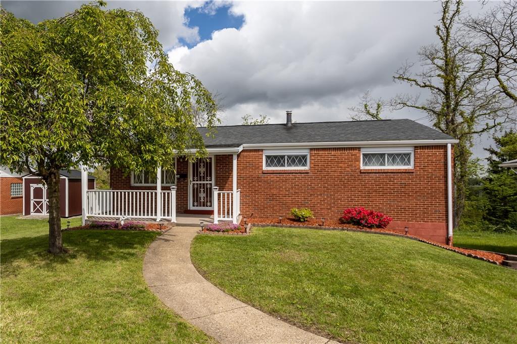 764 5 Pines Road North Huntingdon, PA 15642 - Photo 3 of 25 Gallery Image 3