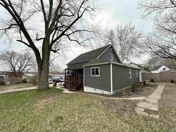 $199,900 | 520 Henry Street, Logansport, IN 46947