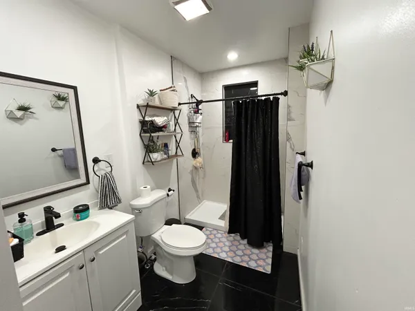 $199,900 | 520 Henry Street, Logansport, IN 46947