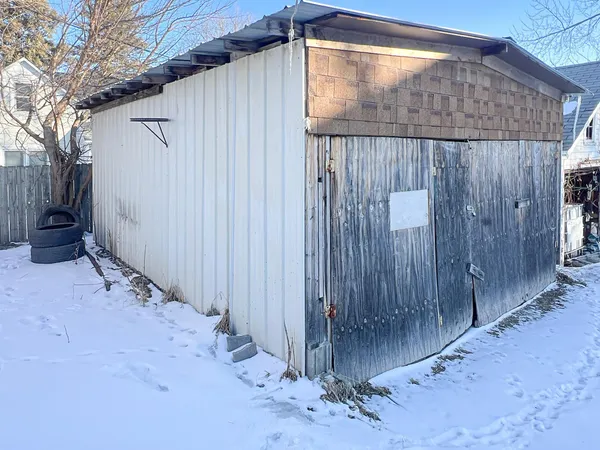 $60,000 | 405 Victoria Street, Fairmont, MN 56031