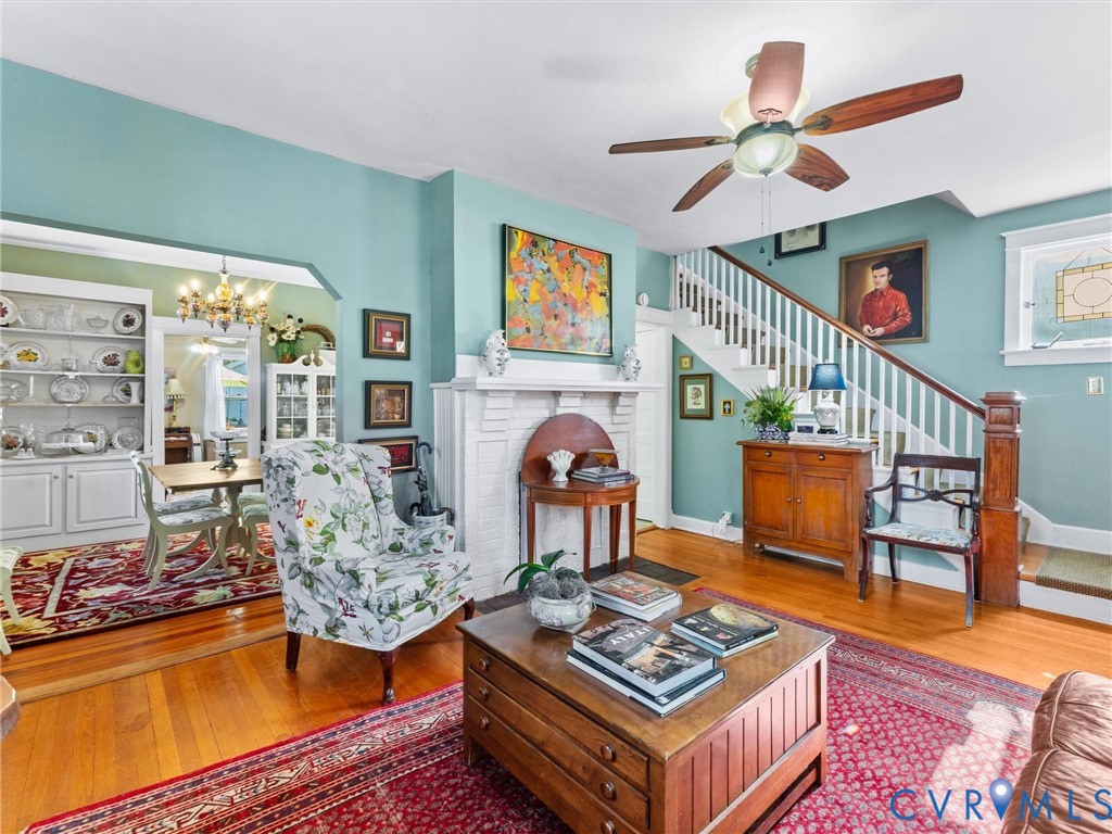 1812 Seddon Road Richmond, VA 23227 - Photo 8 of 56 Hardwood flooring throughout the living area, feat