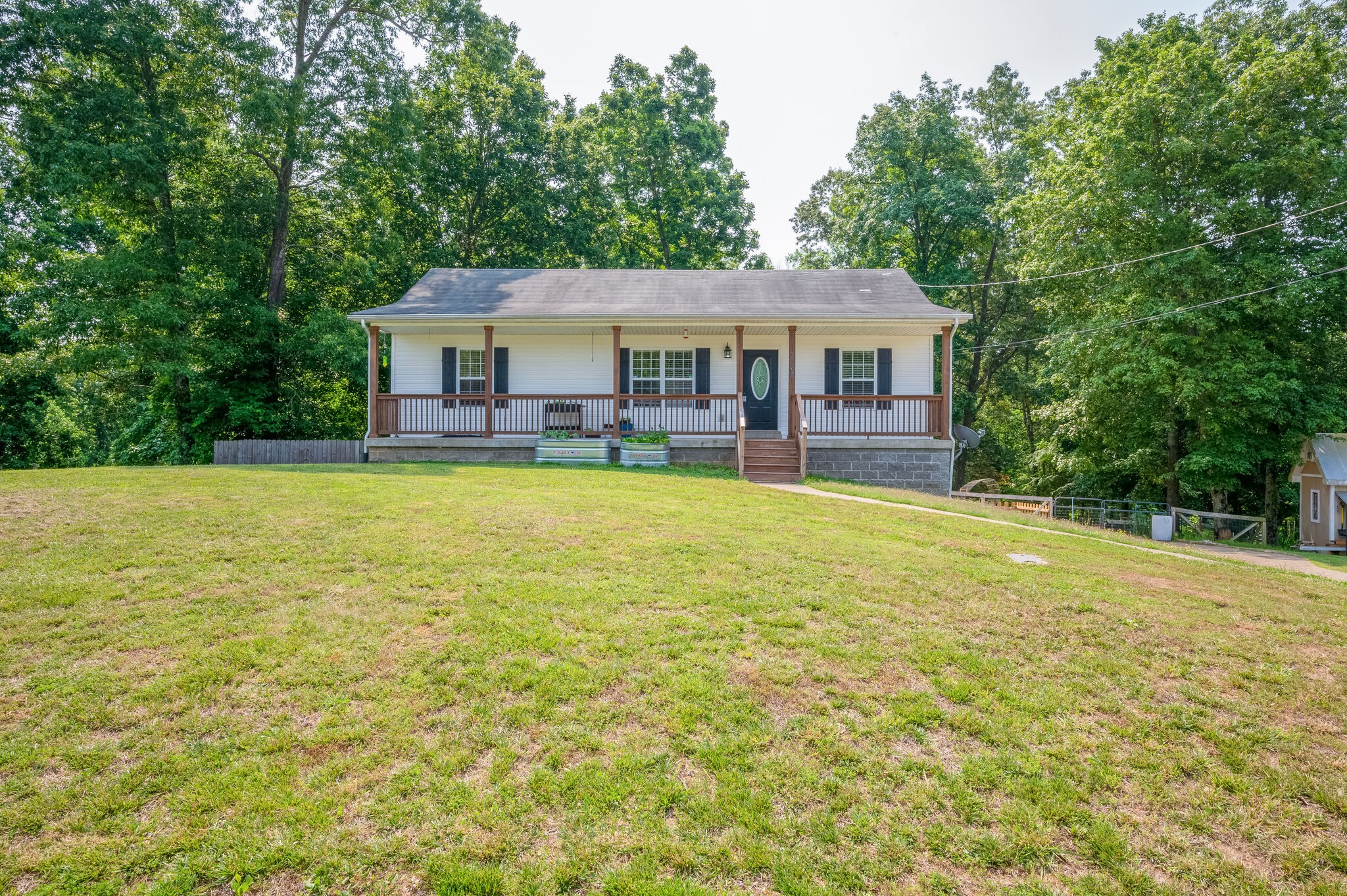 3268 Backridge Road Woodlawn, TN 37191 - Photo 1 of 28 Gallery Image 1