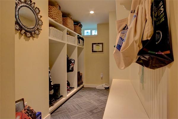 6 Glen Road Winchester, MA 01890 - Photo 23 of 30 a view of walk in closet