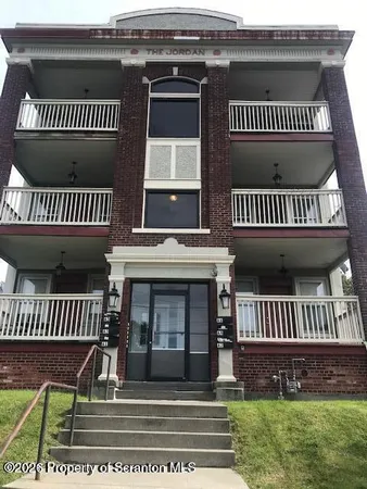 $1,250 | 1612 Capouse Avenue, Unit A5, Scranton, PA 18509