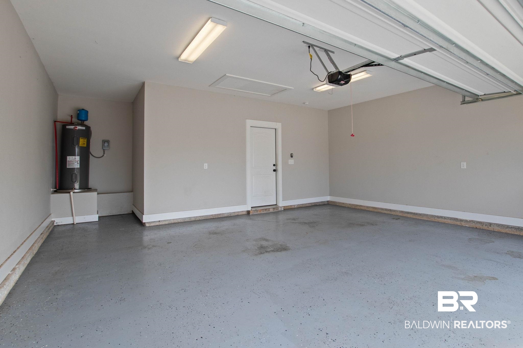 17376 Bankhead Boulevard Fairhope, AL 36532 - Photo 71 of 73 Garage with water heater