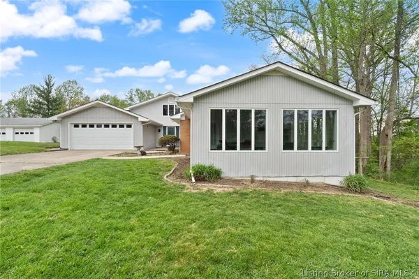 $339,900 | 1020 Country Club Road Southeast, Corydon, IN 47112