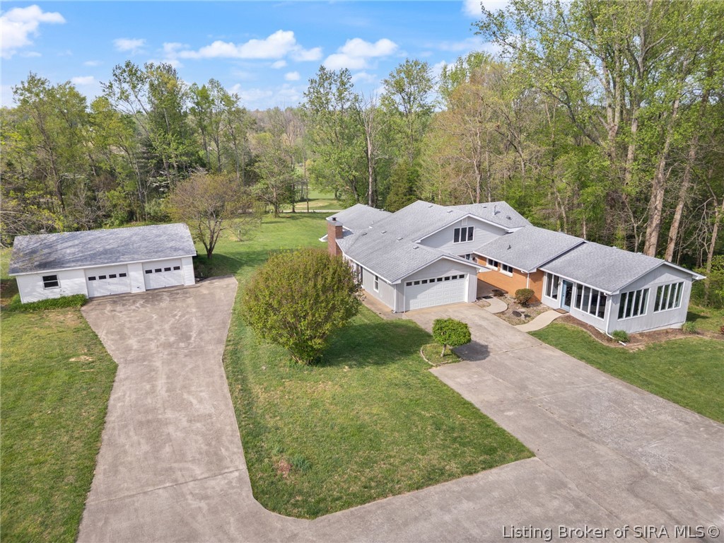 1020 Country Club Road Southeast Corydon, IN 47112 - Photo 2 of 88 Lovely property