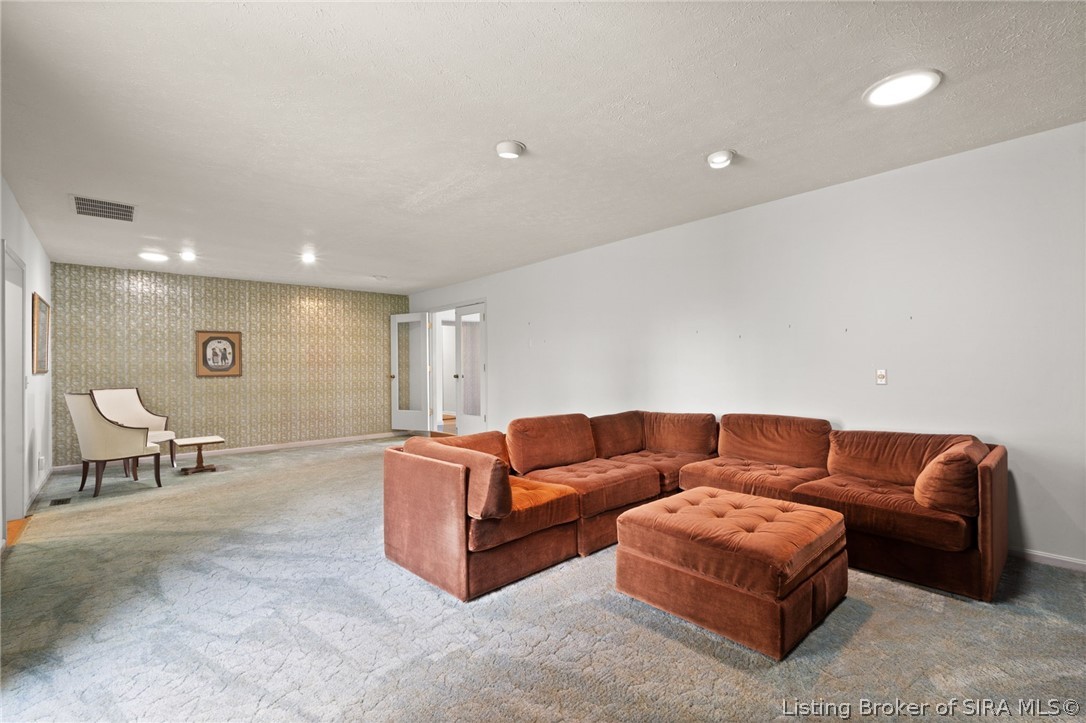 1020 Country Club Road Southeast Corydon, IN 47112 - Photo 6 of 88 Large living room