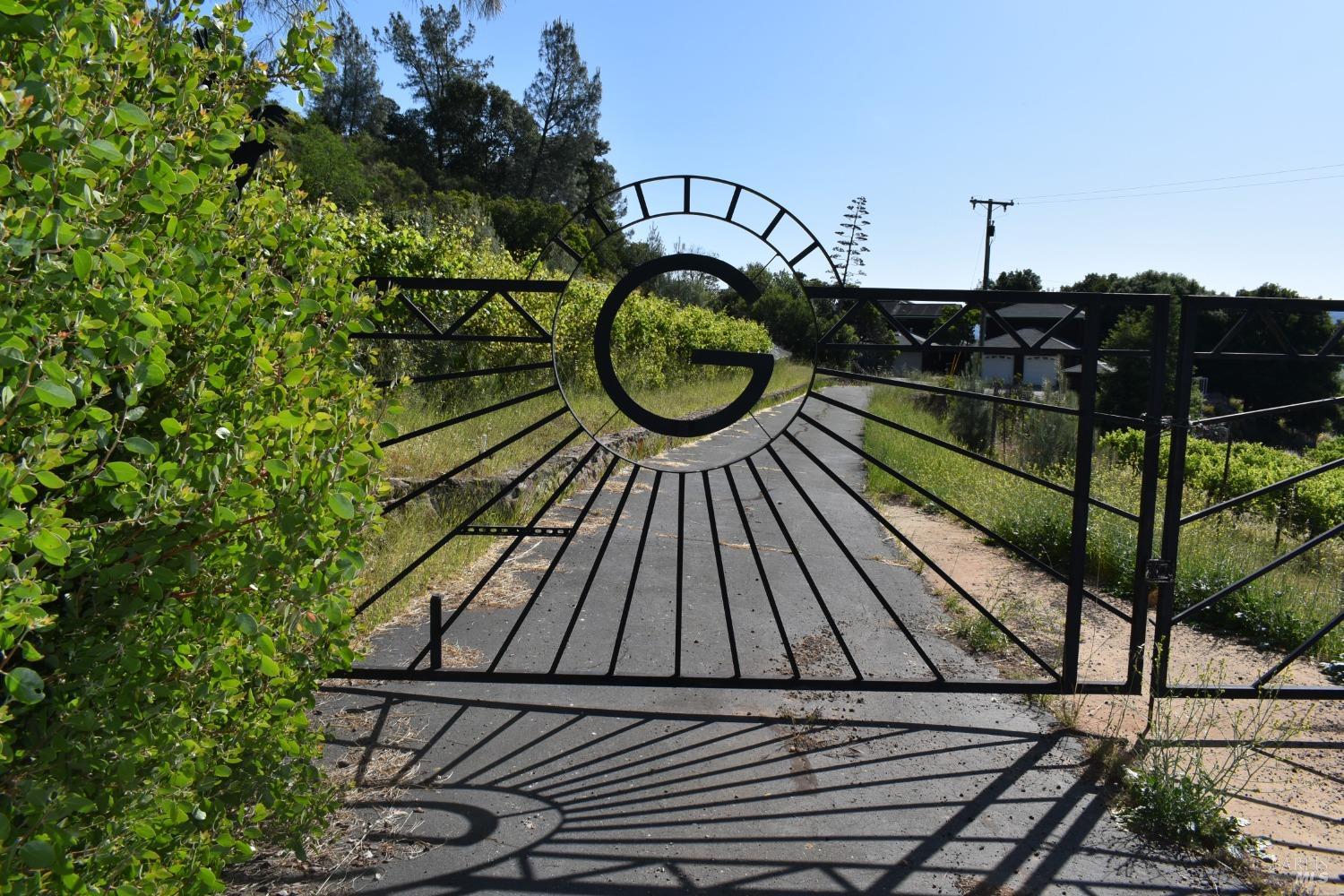 7490 Walnut Lane Lower Lake, CA 95457 - Photo 5 of 44 a view of balcony with wooden floor