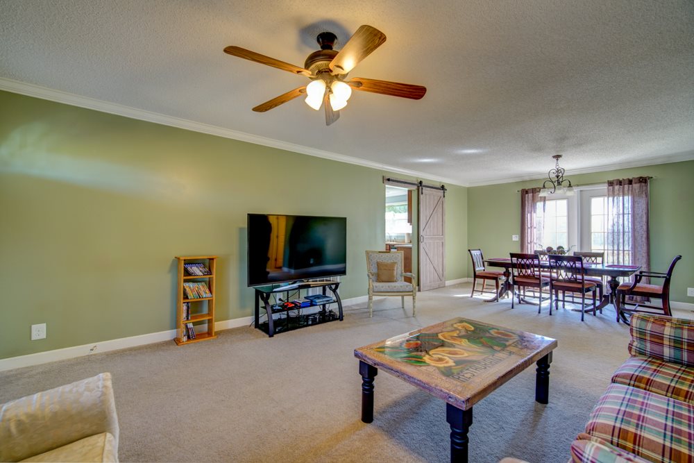 414 Boyd Road Laurens, SC 29360 - Photo 4 of 36 Gallery Image 4