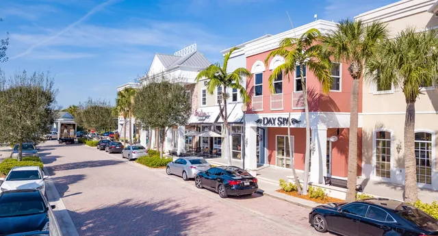 $860,000 | 10450 Southwest Tibre Court, Port St. Lucie, FL 34987