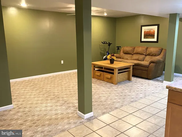 $249,900 | 712 Avondale Avenue, Cumberland, MD 21502