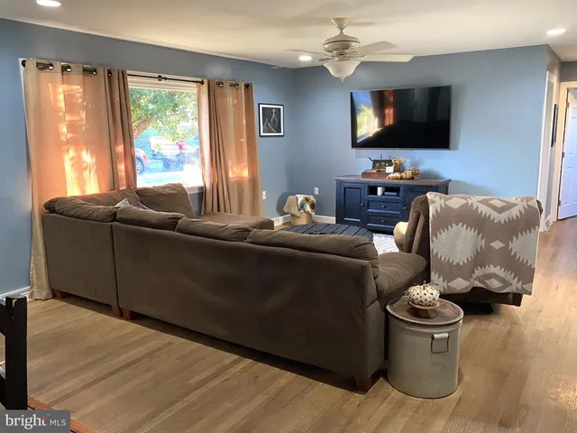 $249,900 | 712 Avondale Avenue, Cumberland, MD 21502