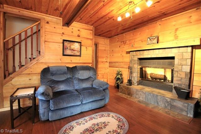 225 Ivy Ridge Lane Purlear, NC 28665 - Photo 17 of 21 Gallery Image 17
