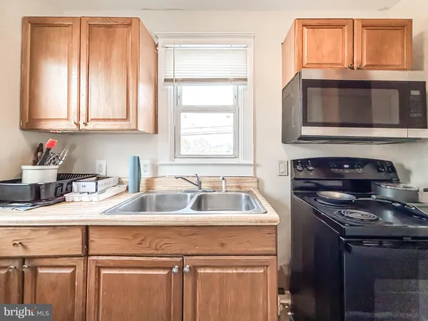 $1,590 | 5200 Ballman Avenue, Unit 3, Baltimore, MD 21225