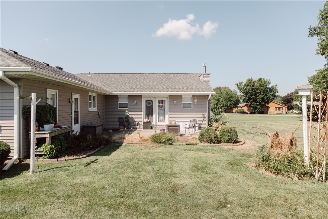 112 West Samuel Street Assumption, IL 62510 - Photo 11 of 19 Gallery Image 11