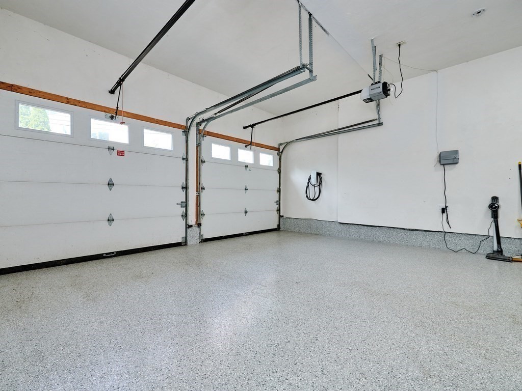 3 Tanglewood Road, Unit 3 Newton, MA 02459 - Photo 28 of 34