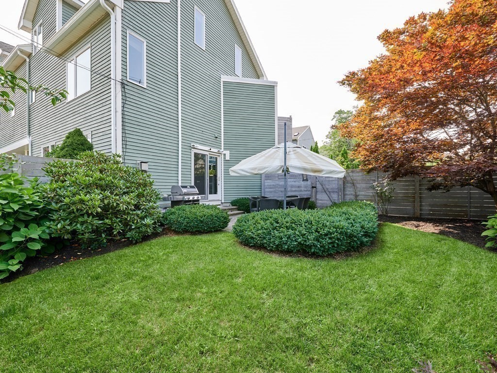 3 Tanglewood Road, Unit 3 Newton, MA 02459 - Photo 31 of 34