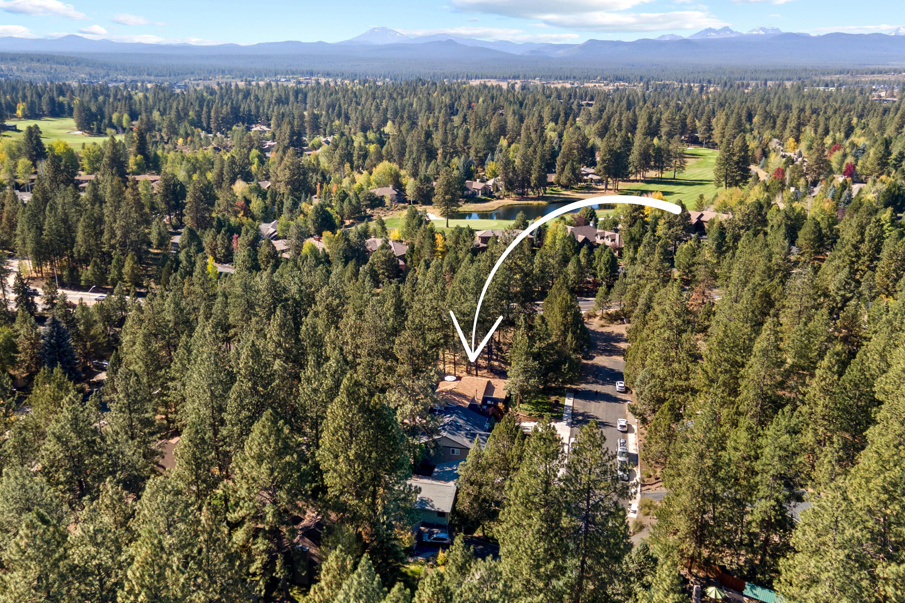 1961 Southwest Knoll Avenue Bend, OR 97702 - Photo 49 of 53 a view of a city