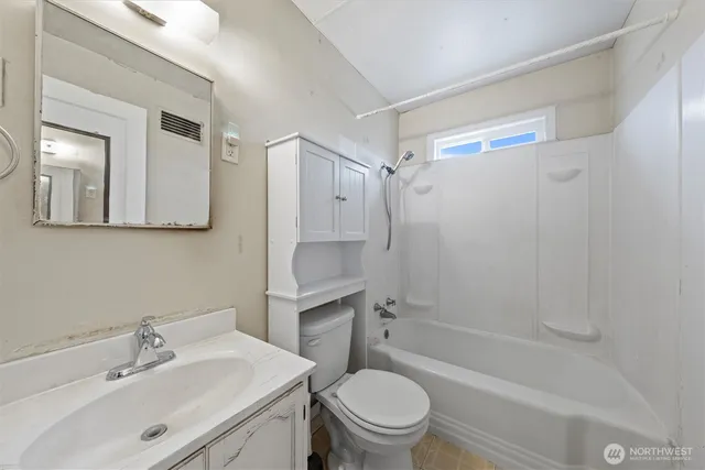 $299,000 | 123 F Street Northeast, Ephrata, WA 98823