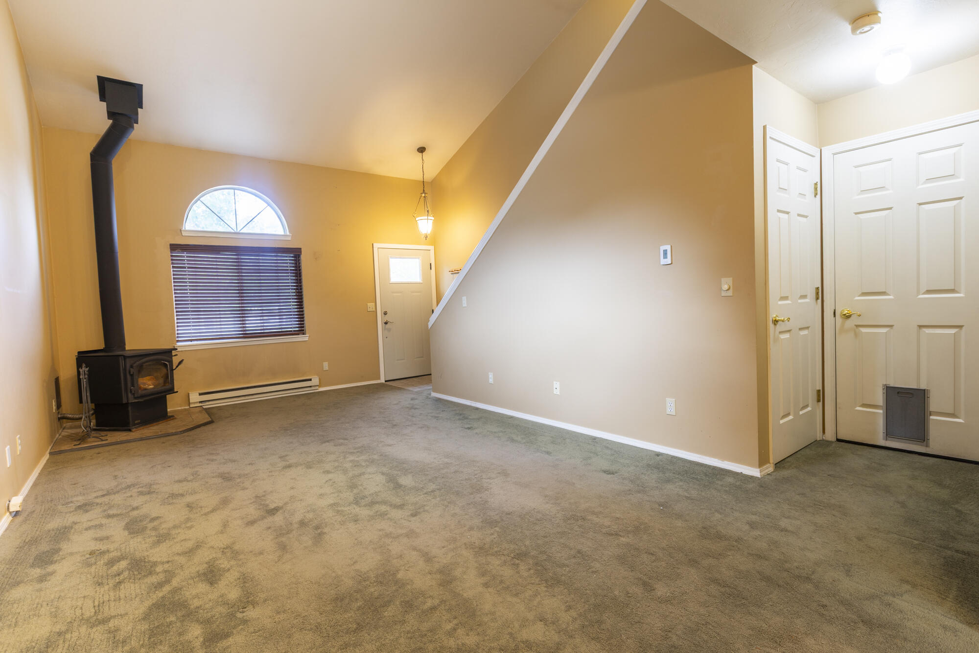 931 Jackpine Drive Hailey, ID 83333 - Photo 3 of 23 Living Room 2