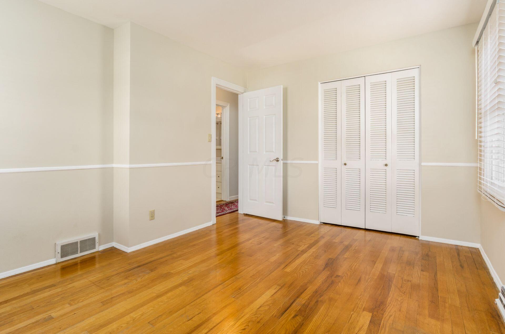 2456 Middlesex Road Columbus, OH 43220 - Photo 26 of 39 Middlesex - 28