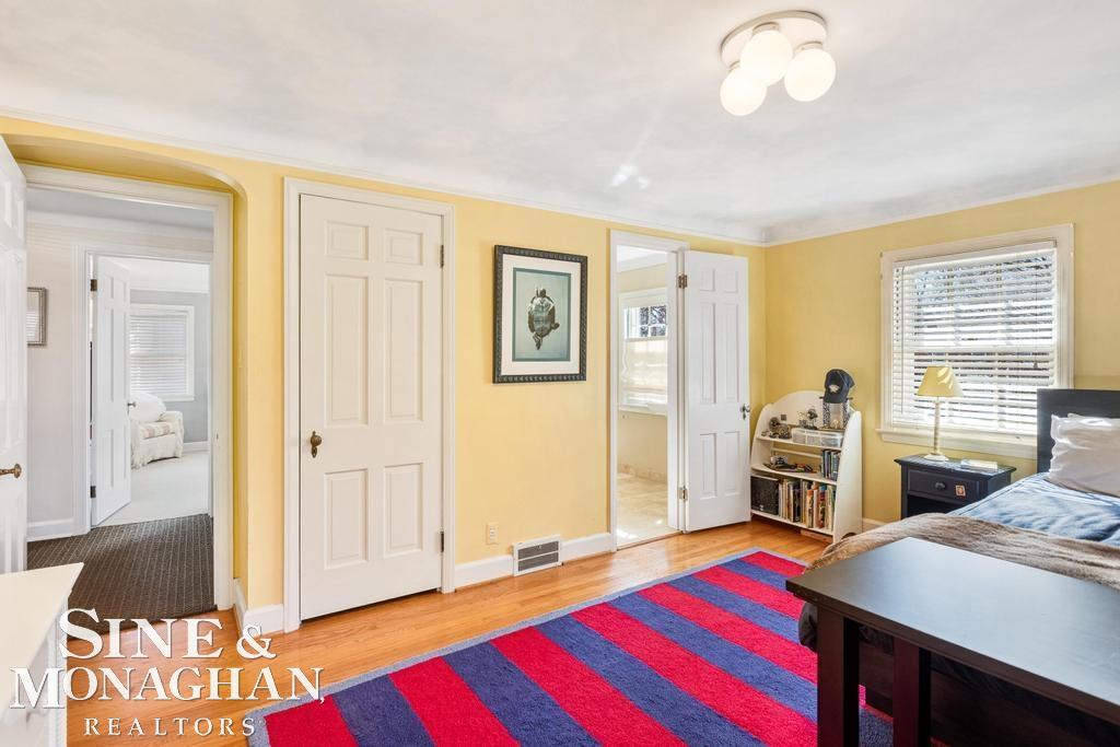 1308 Yorkshire Road Grosse Pointe, MI 48230 - Photo 31 of 43 50103575-30.JPG